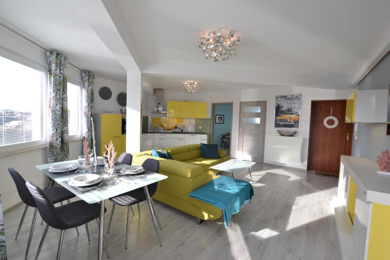 Darlowko Apartament Morski XI Дарлово Екстер'єр фото